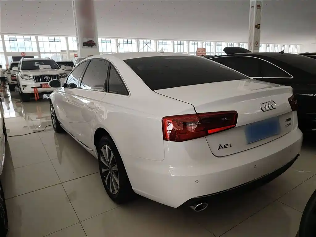 Audi A6L 2015 30 FSI Millionth Anniversary Comfort Enjoyment Type фото 6