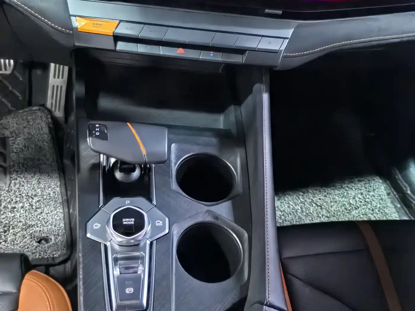 Changan UNI-V 2025 2024 1.5T Deluxe Sport