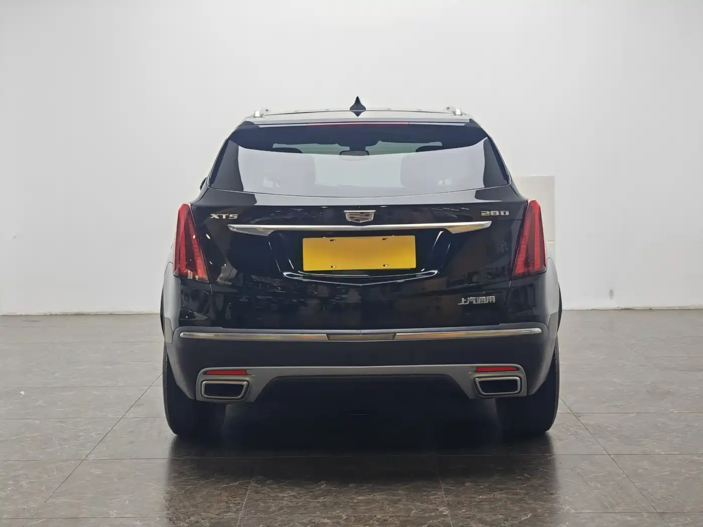 Фото 6 - Cadillac XT5
