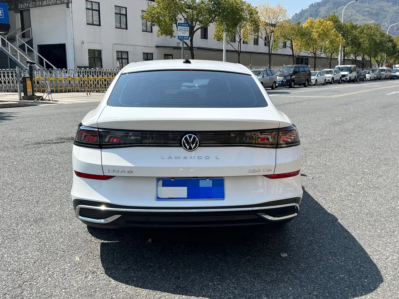 Volkswagen Lamando 2023 Lamando L 280TSI DSG Cool Edition фото 13