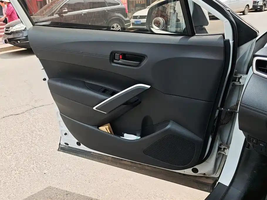Toyota Corolla Cross 2024 2.0L Elite Edition фото 7