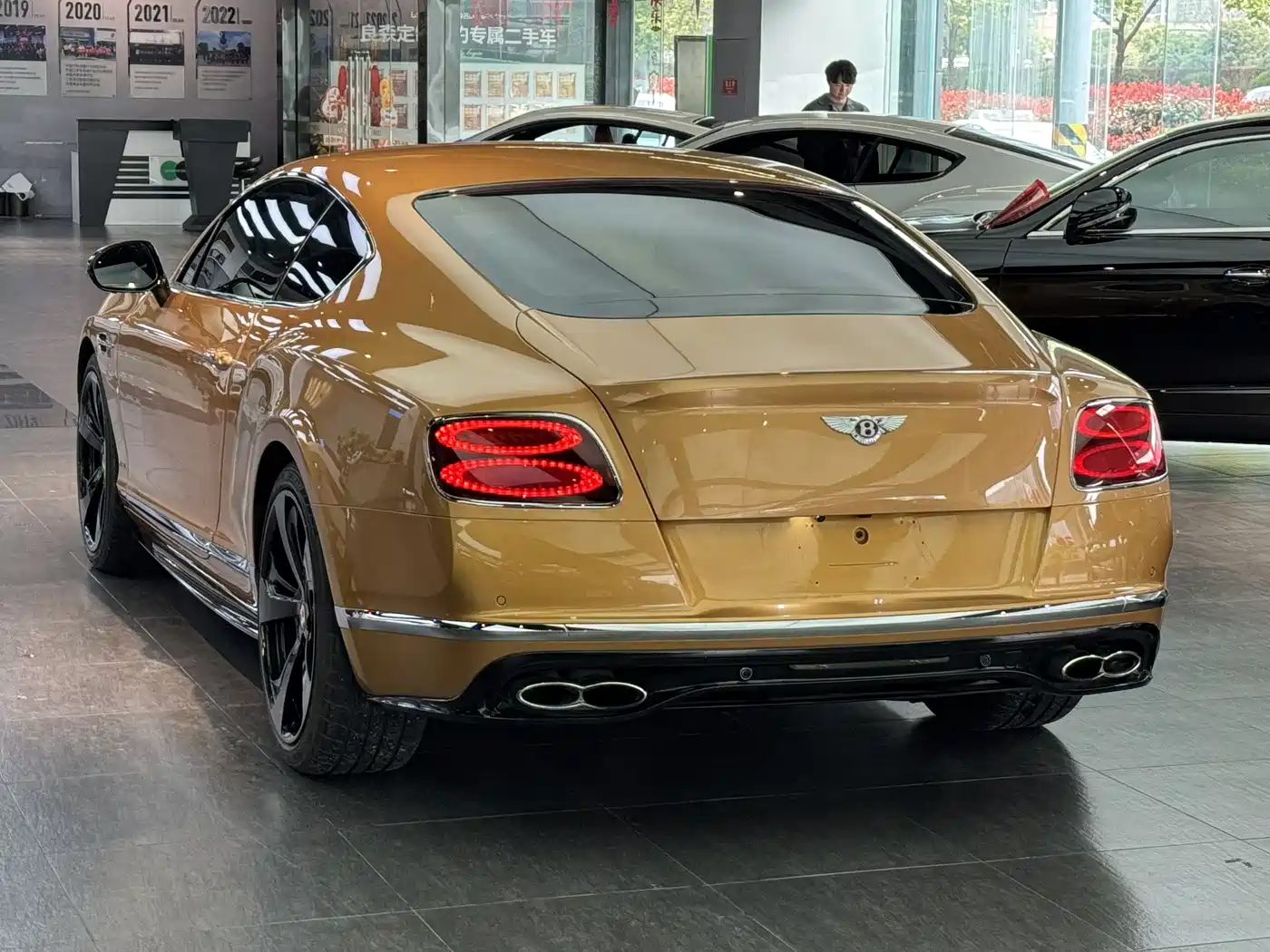 BENTLEY CONTINENTAL