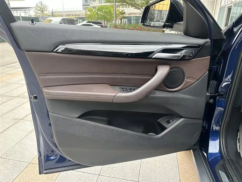 BMW X2 2020 sDrive25i Leading M Off-Road Package фото 22