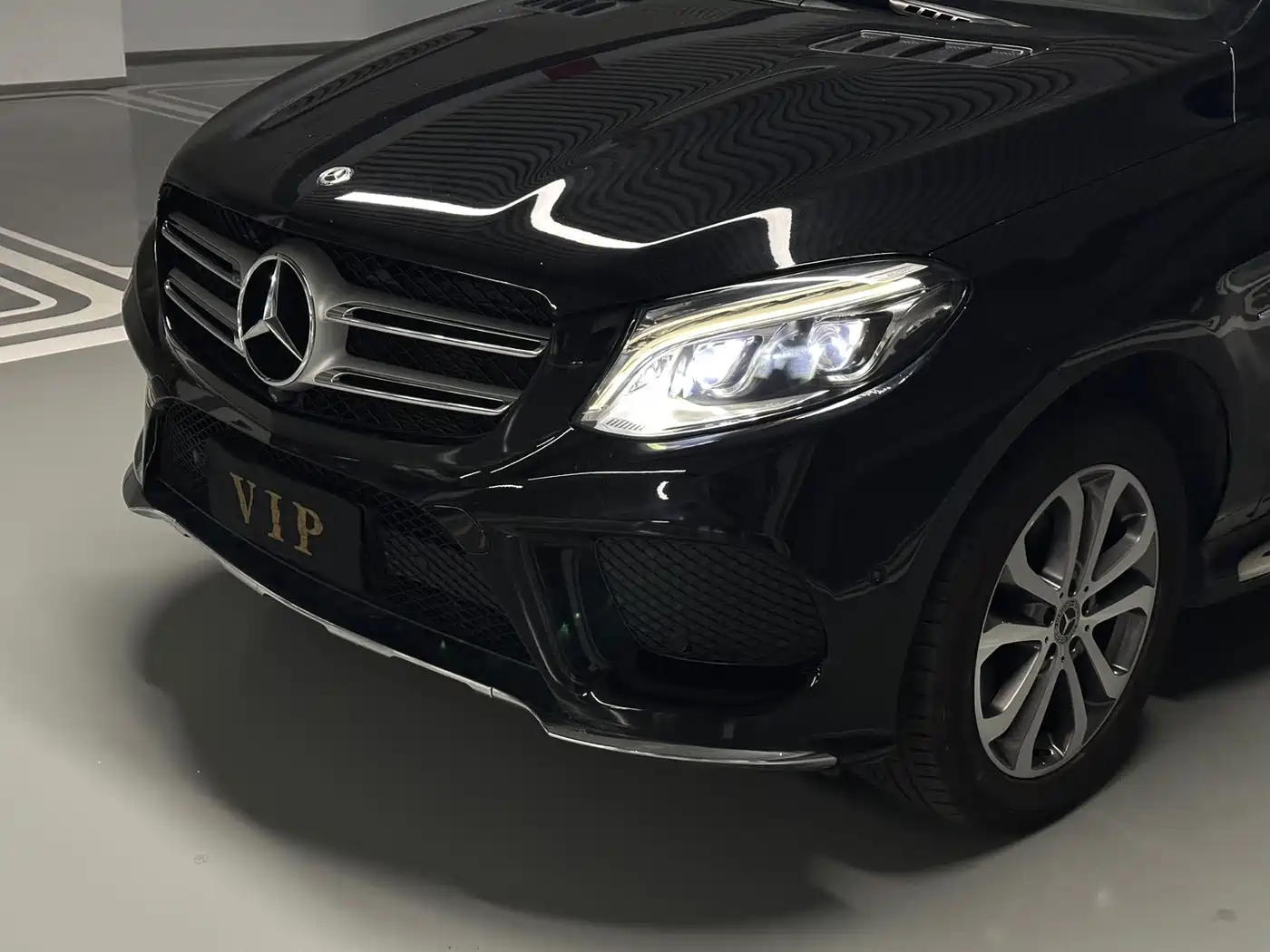 Mercedes-Benz GLE 2018 GLE 320 4MATIC Dynamic Ultimate Edition фото 4