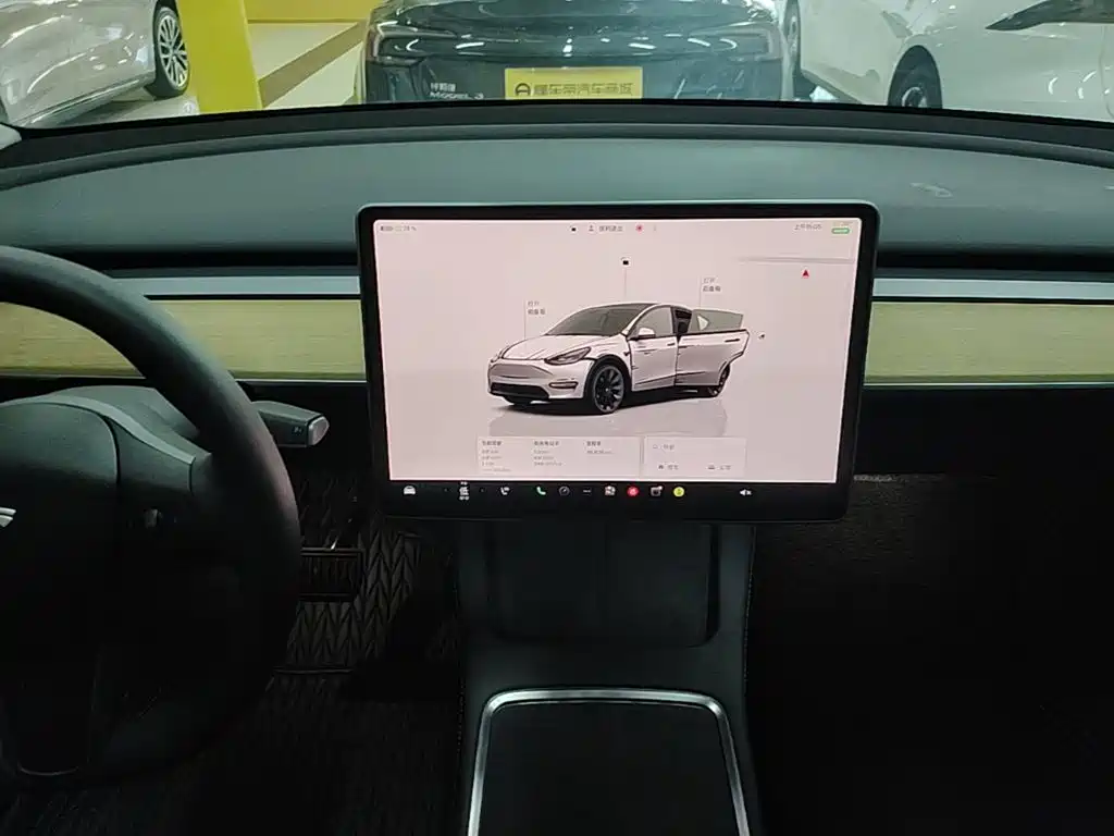 Фото 13 - Tesla Model Y