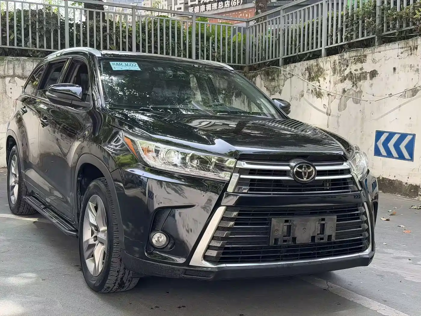 TOYOTA HIGHLANDER