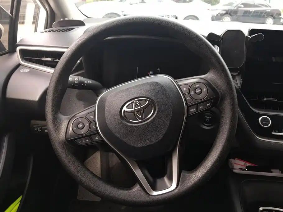 صورة 15 - Toyota Levin