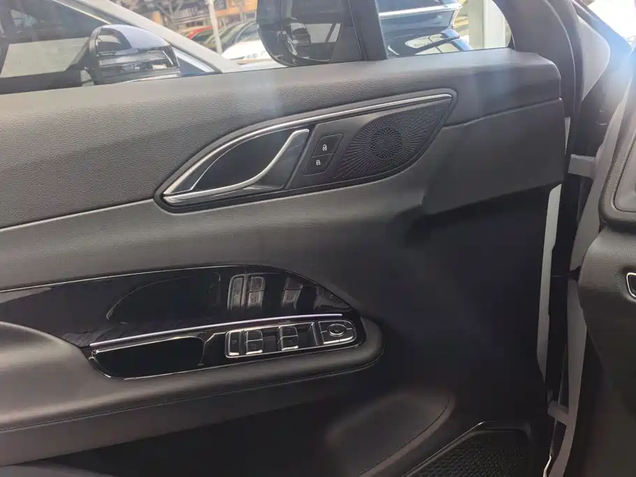 Hongqi HS3 2024 2024 1.5T Virtue Edition
