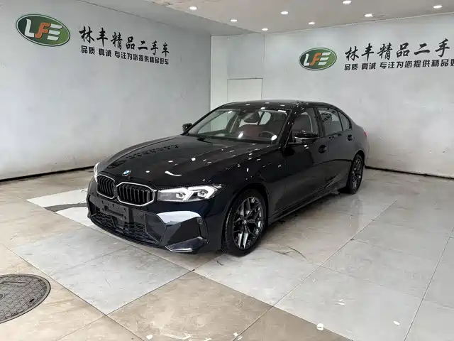 BMW 3 330Li, M Чёрный спорт-пакет