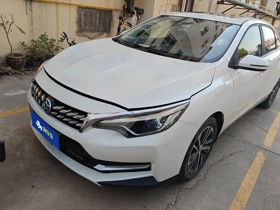 Venucia D60 2019 2019 100K Glory 1.6L XL CVT Chen Ku Edition China VI