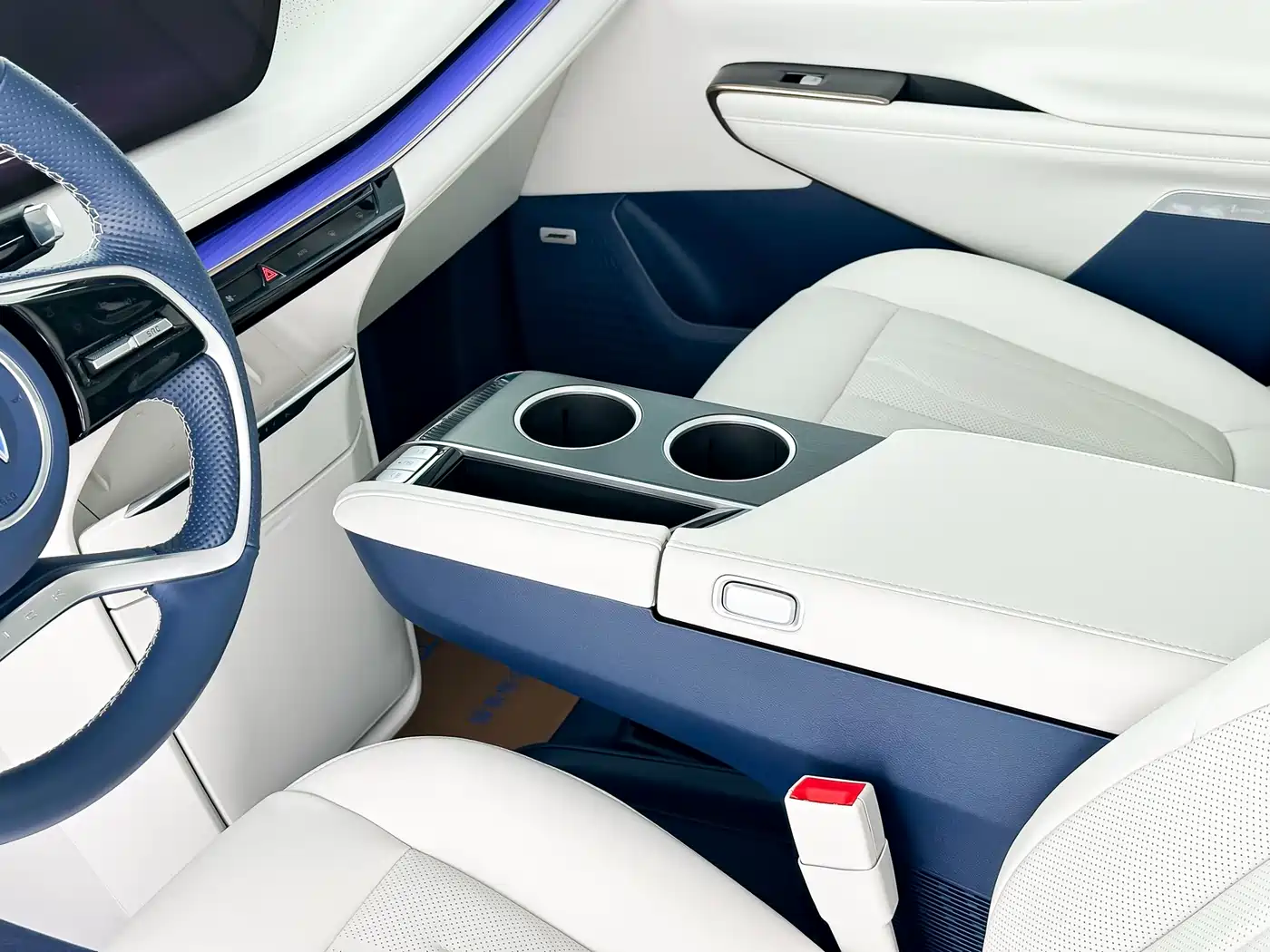 Buick GL8 New Energy 2024 Land Honor Luxury Edition 6-Seater фото 6