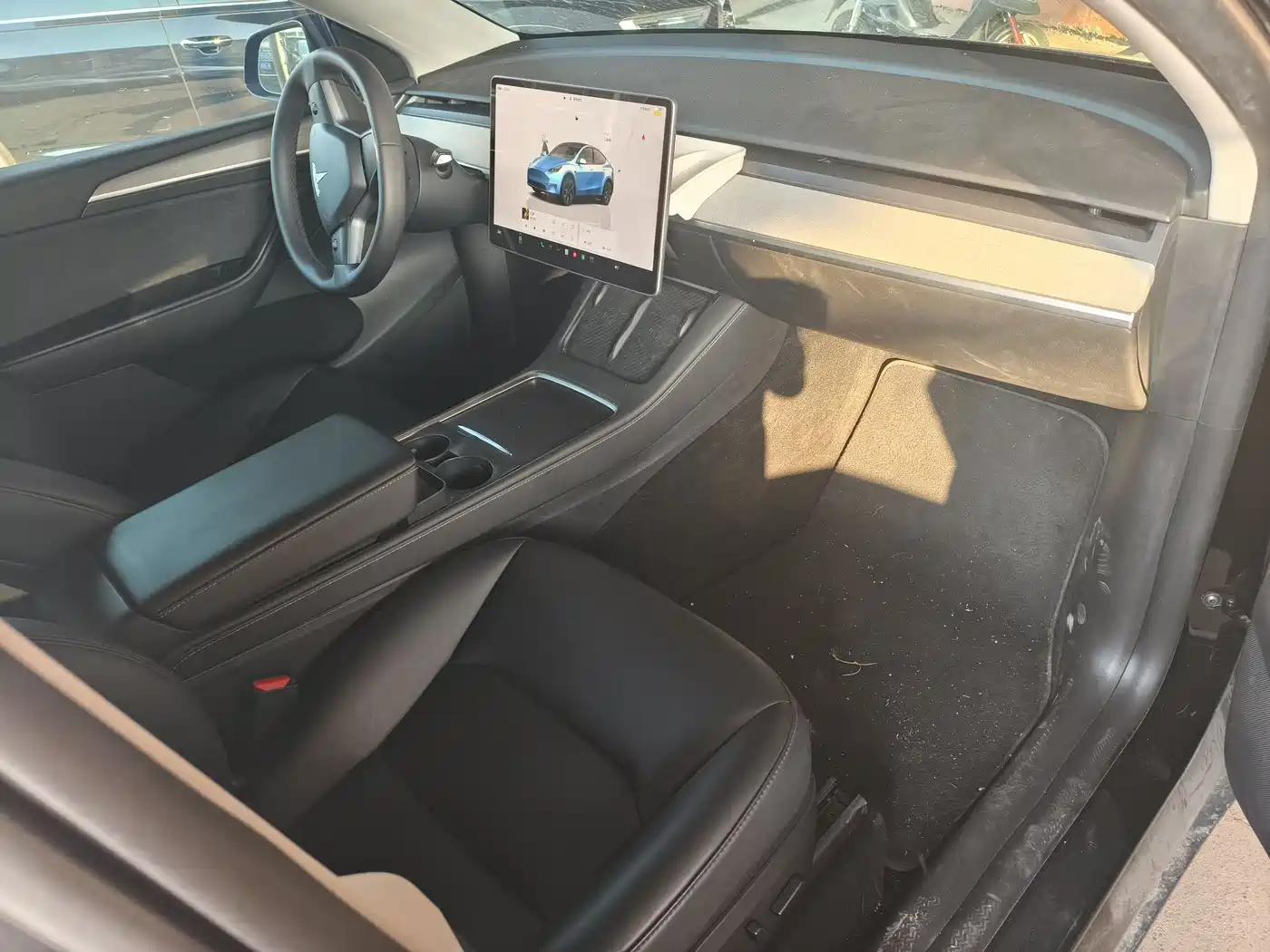 Фото 8 - Tesla Model Y