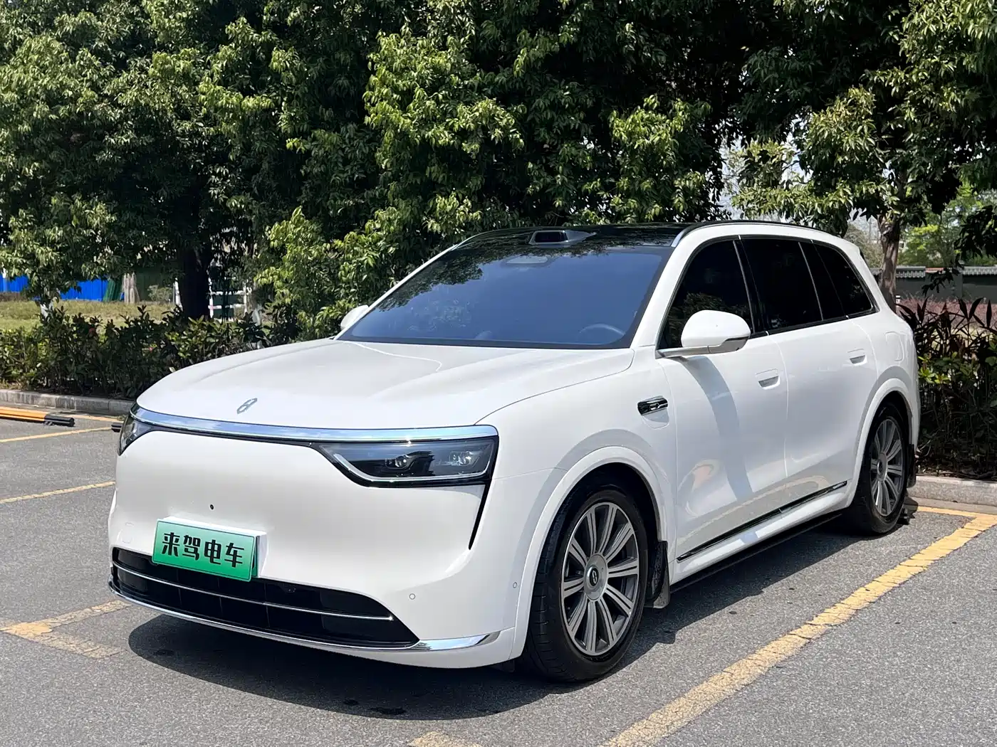 AITO Wenjie AITO M8 2025 Range Extender Max+ Edition 53.4kWh 5-seater