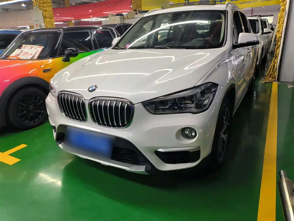 BMW X1 2019 sDrive18Li Premium Model фото 2