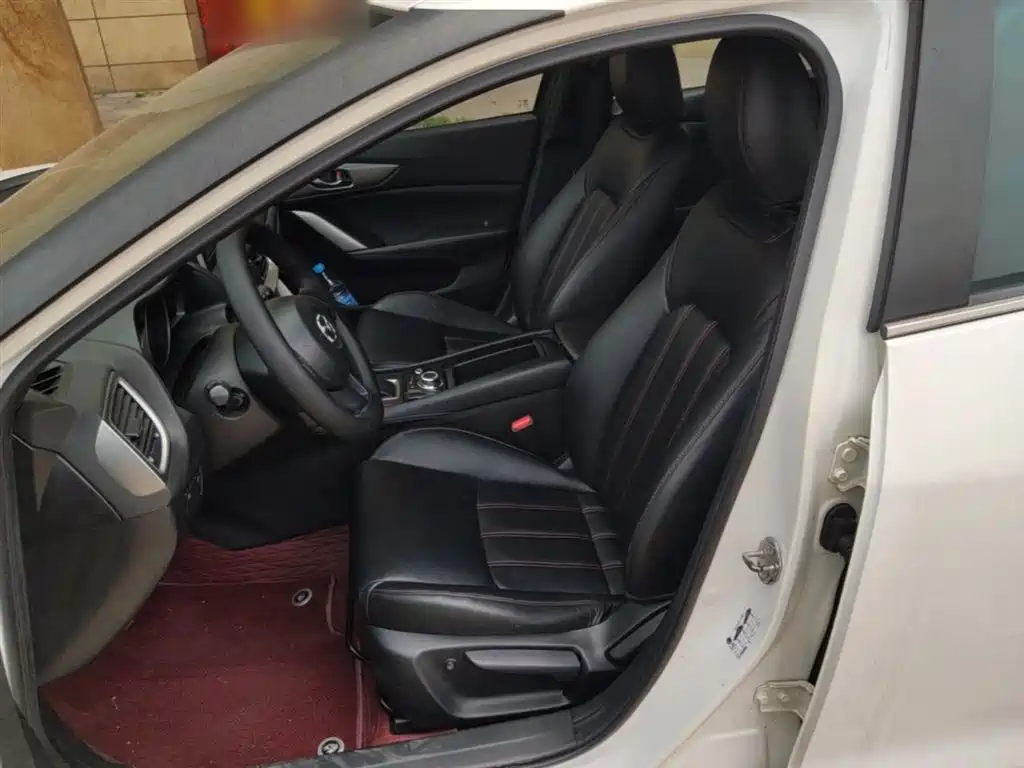 Фото 15 - Mazda CX-4