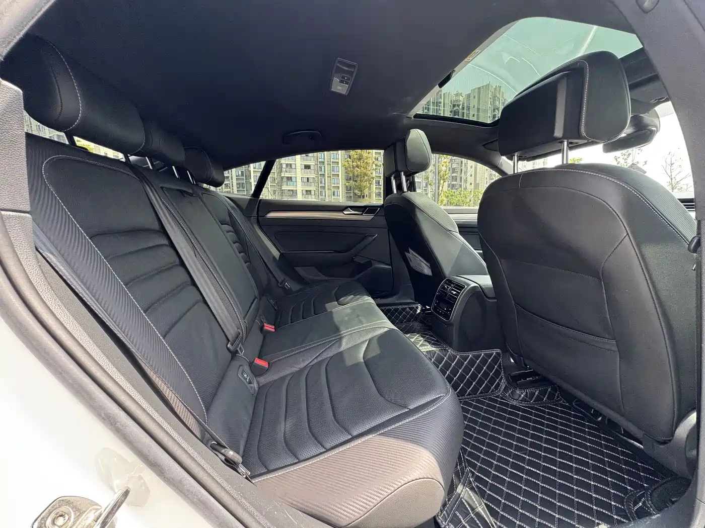 Volkswagen FAW-Volkswagen CC 2020 330TSI Glamour Version China VI фото 12