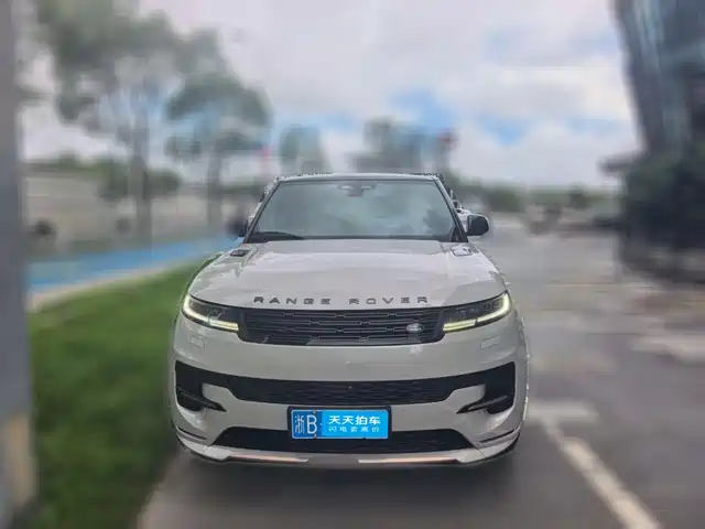 Land Rover Range Rover Sport 2023 400PS Dynamic SE — фото 2