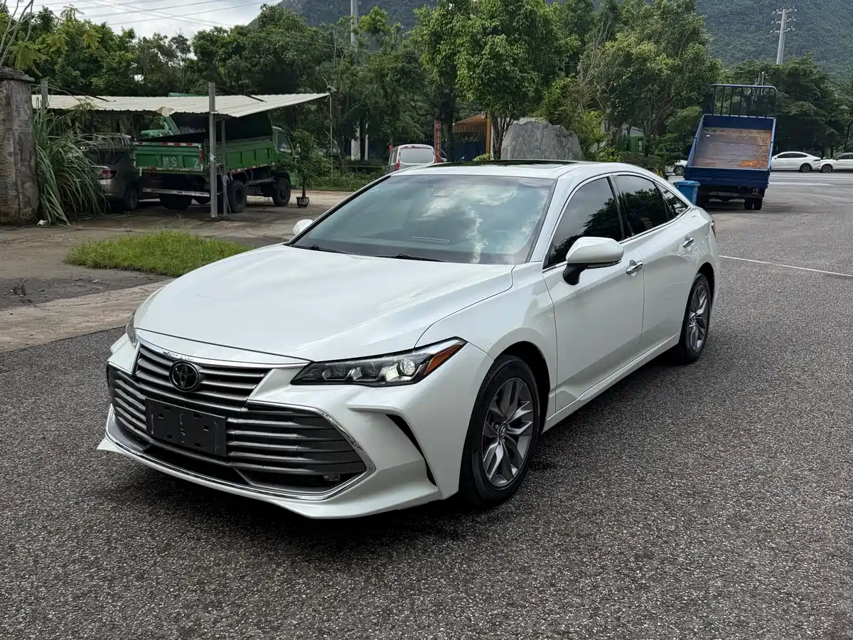 Toyota Avalon 2019 2.0L Luxury Edition (China VI)
