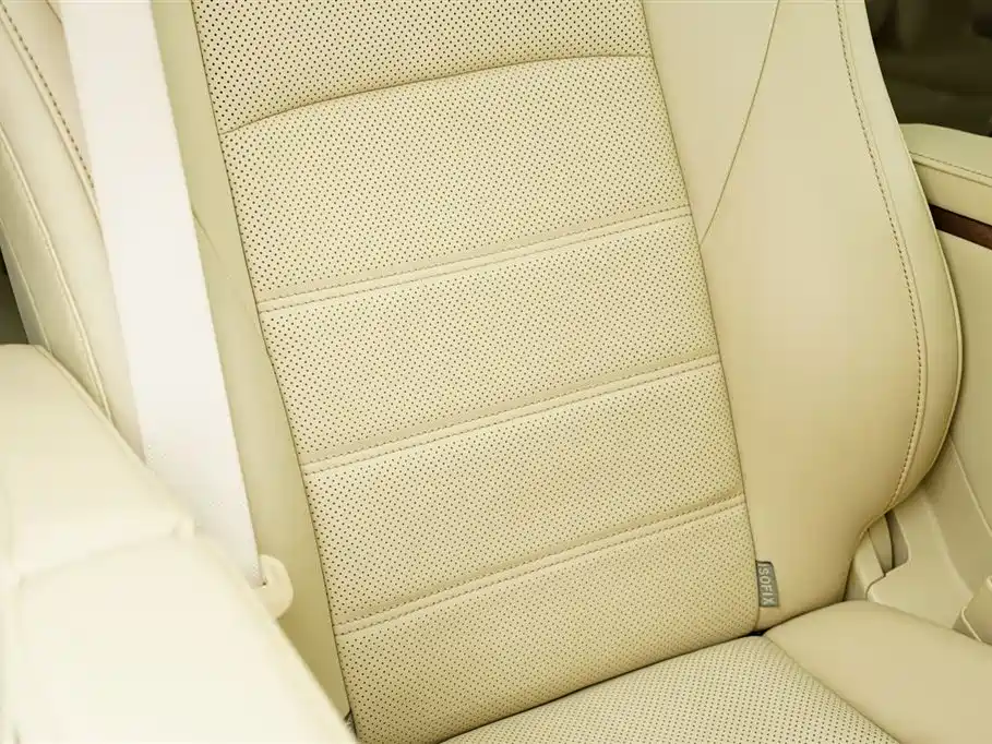 Toyota Alphard 2015 3.5L Premium Edition фото 28