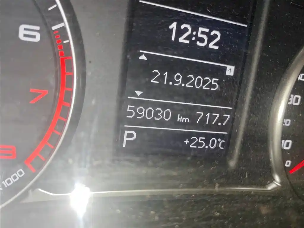 Audi A1 2016 30 TFSI Sportback Design Style Edition фото 5
