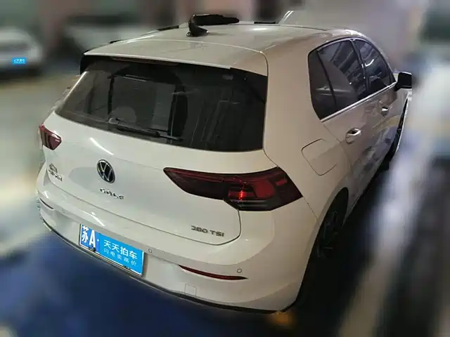 Volkswagen Golf 2021 280TSI DSG 30th Anniversary Edition — фото 2
