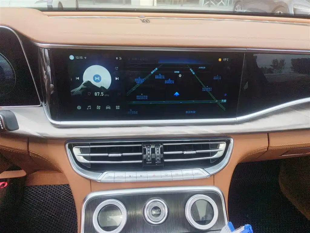 Hongqi H9 2022 2.0T Smart Connect Flag Enjoy Edition фото 10