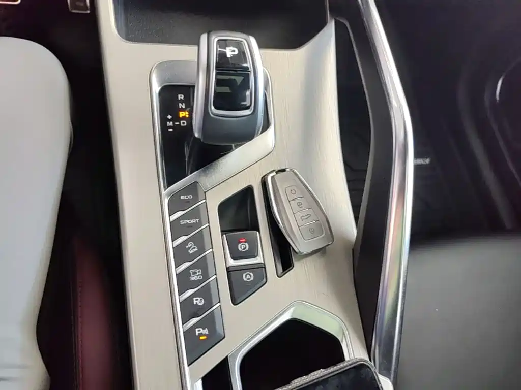 Geely Binyue 2018 2019 Sport 260T DCT Battle China V