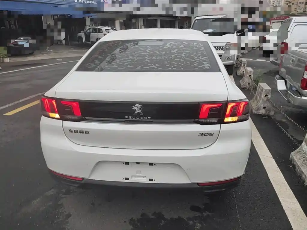 Peugeot 308 2016 1.6L Automatic Luxury фото 6