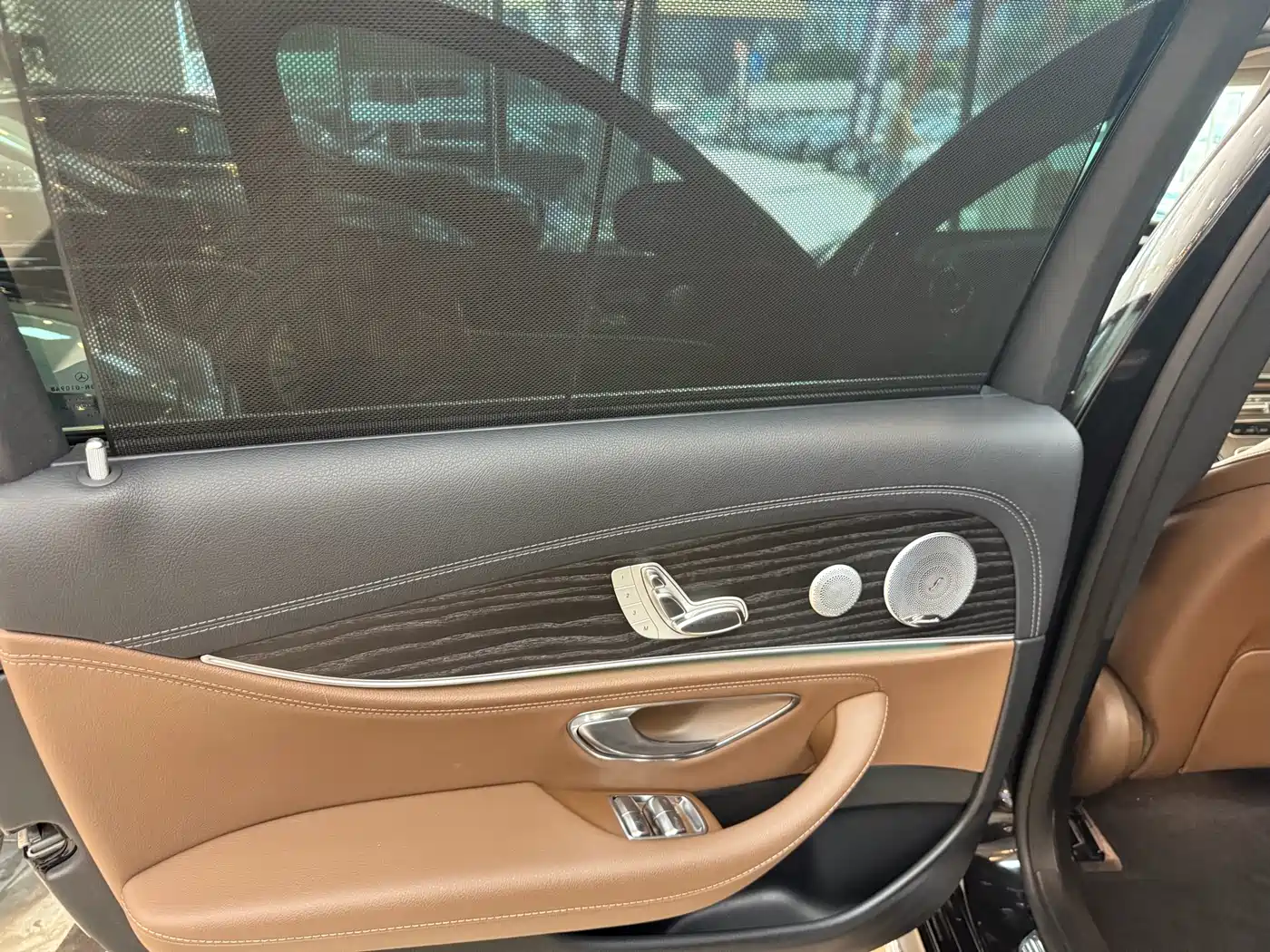 Mercedes-Benz E-Class 2020 Facelift E 300 L Sport Exclusive фото 11