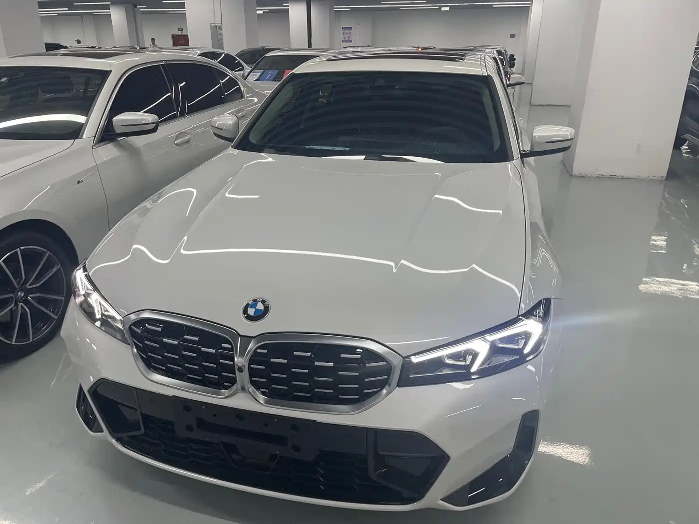 BMW 3-SERIES