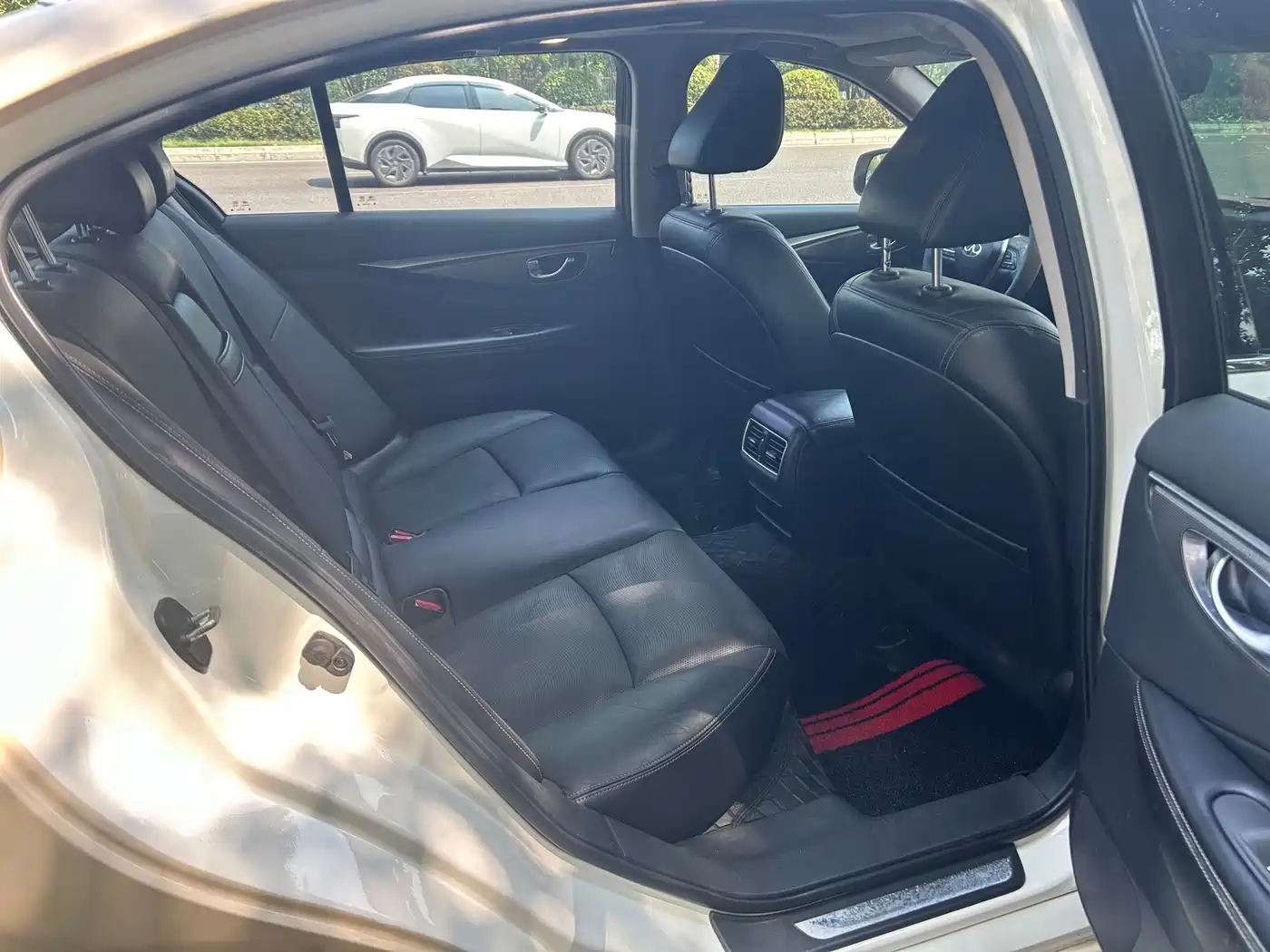 Infiniti Q50L 2020 2018 2.0T Premium Edition (China VI)