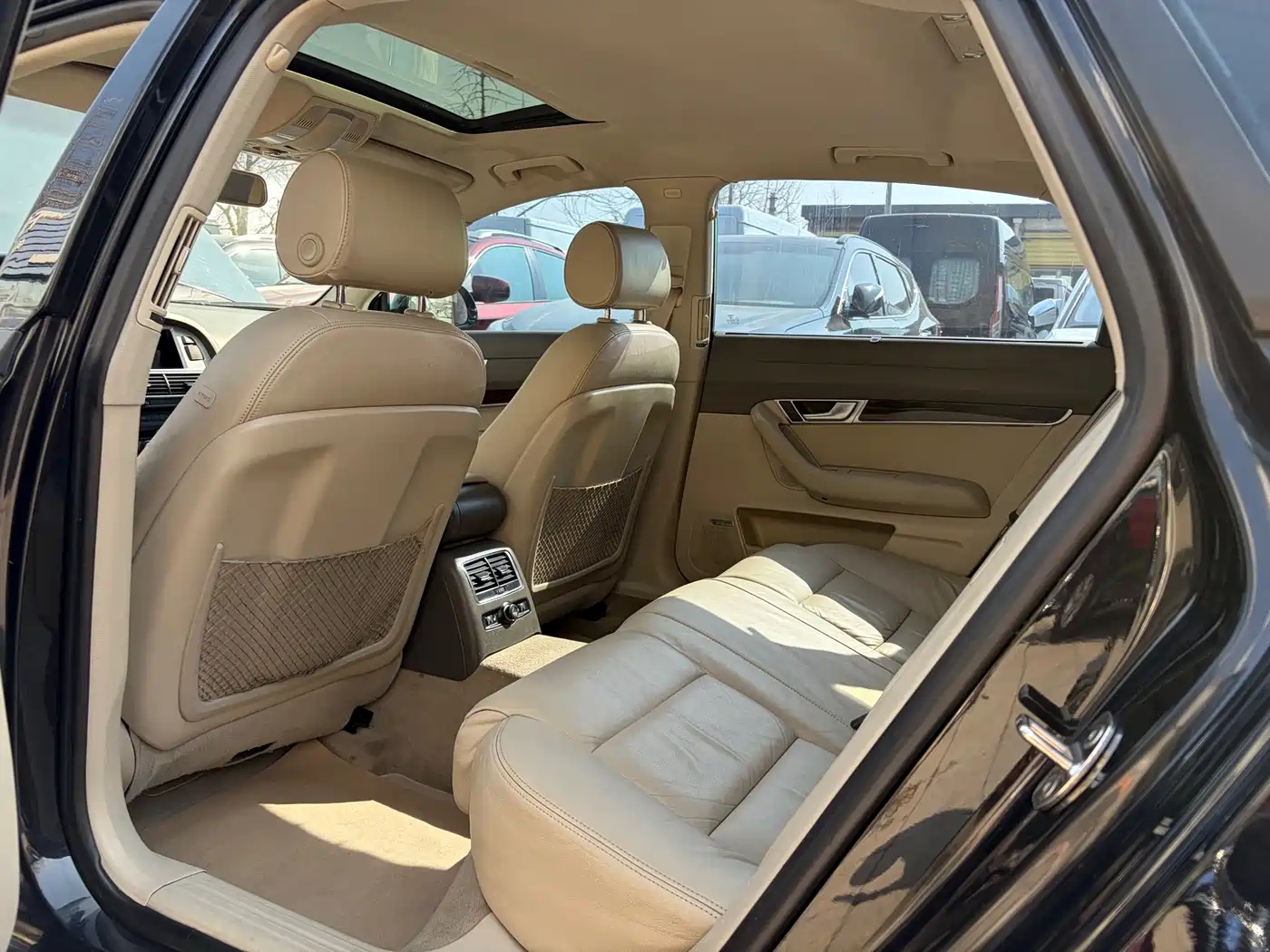 Audi A6L 2011 Model 2.4L Luxury фото 16
