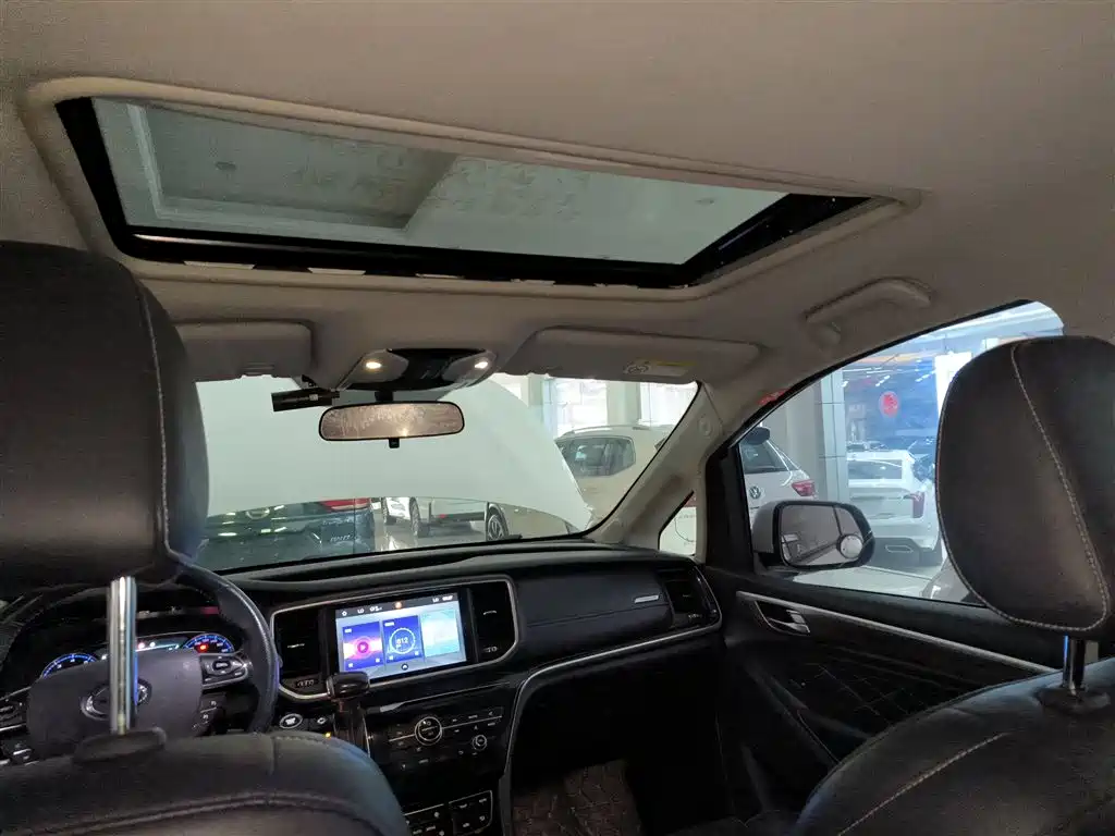 GAC Trumpchi Trumpchi M8 2020 Pilot 390T Premium Edition фото 18