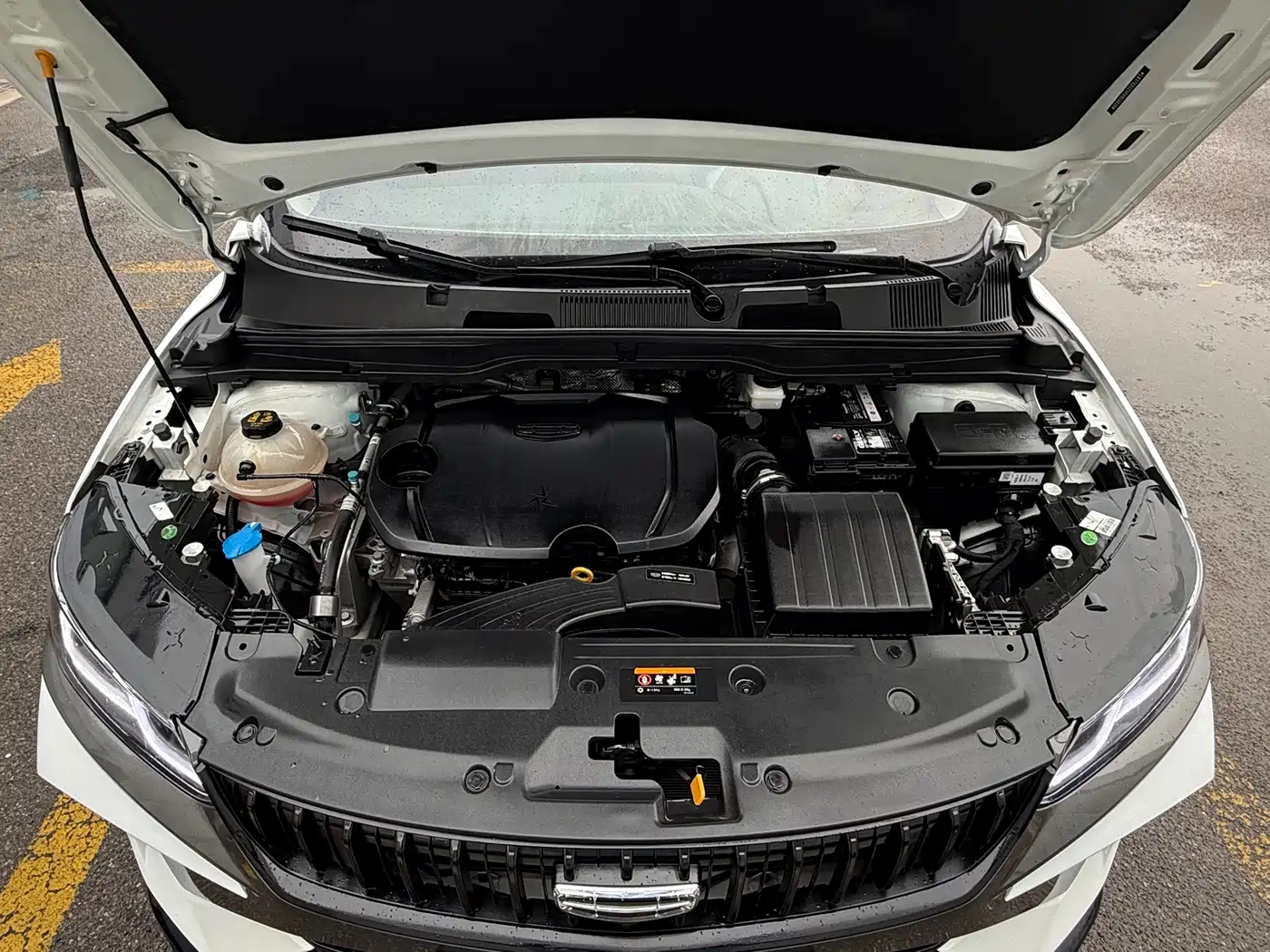 Photo 12 - Geely Coolray