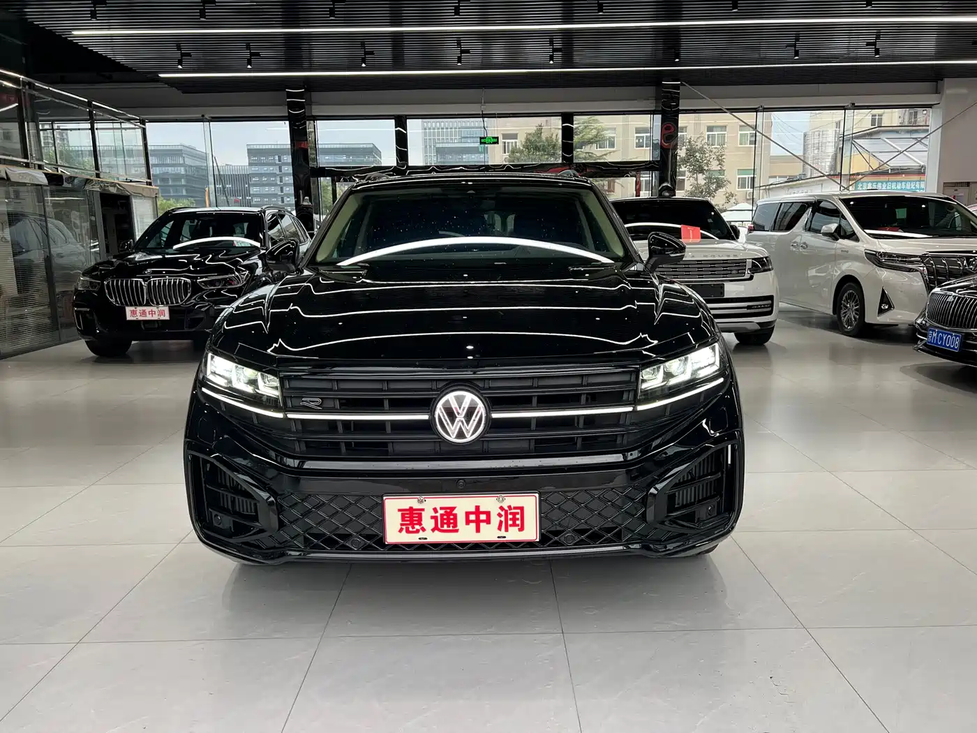 2026 Volkswagen Touareg