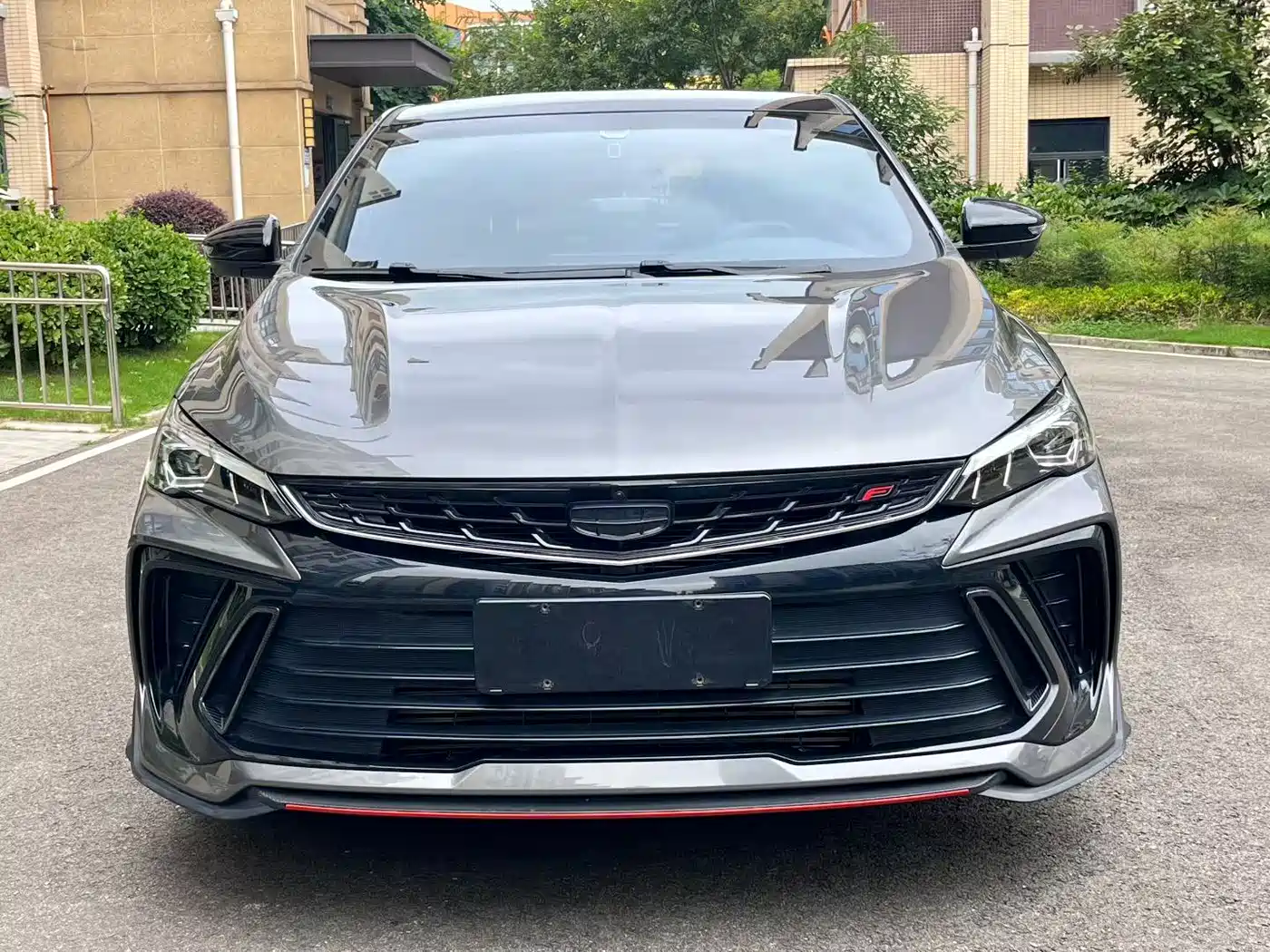 Фото 2 - Geely Binrui