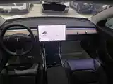 Фото 6 - Tesla Model 3