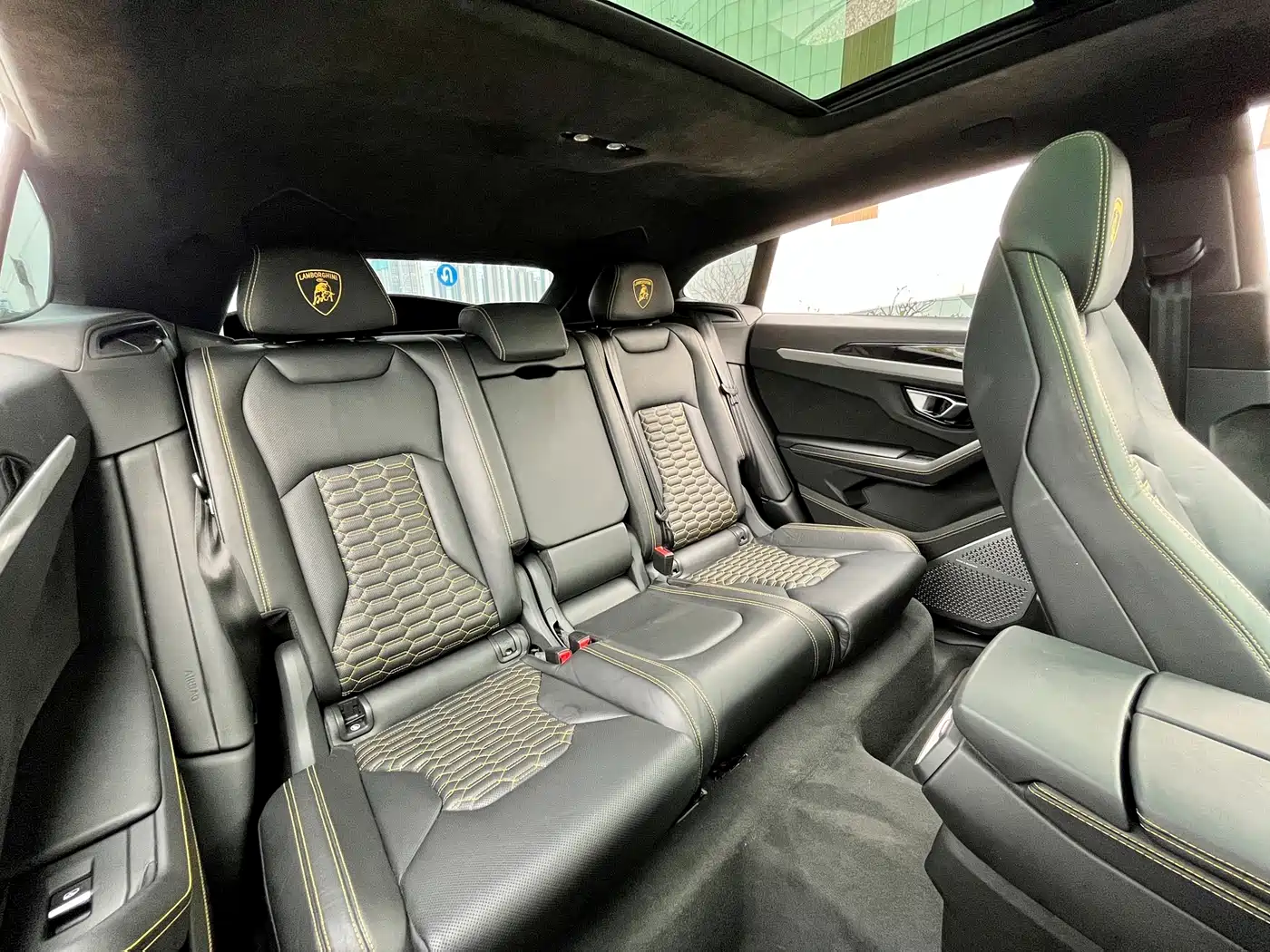 Lamborghini Urus 2021 4.0T V8 фото 12