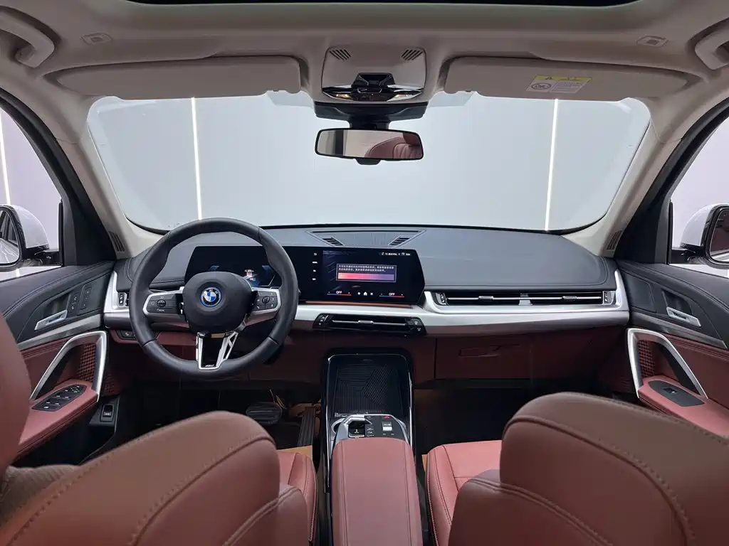 BMW iX1 2025 2023 eDrive25L M Sport Package