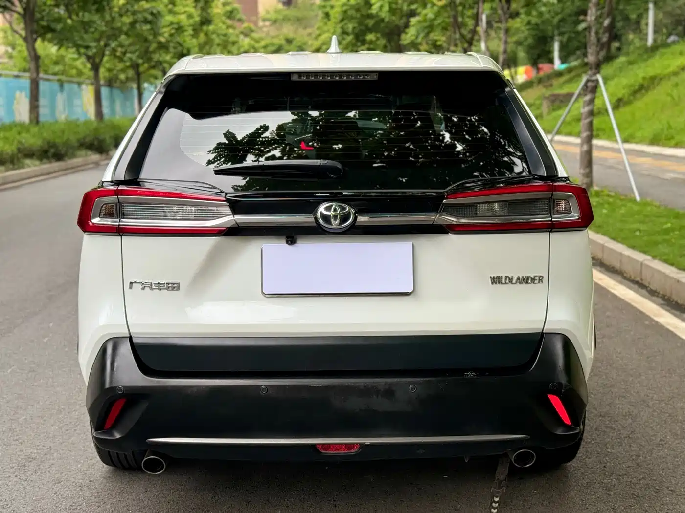 Фото 7 - Toyota Wildlander
