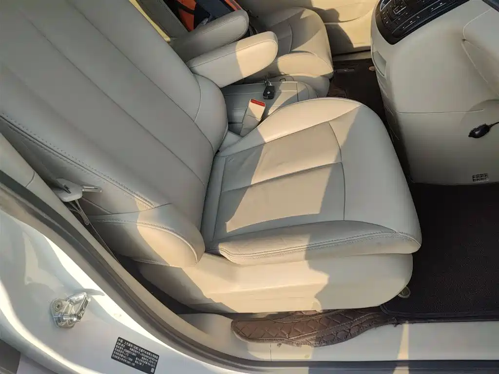 Buick GL8 2018 28T Luxury Model China VI фото 21