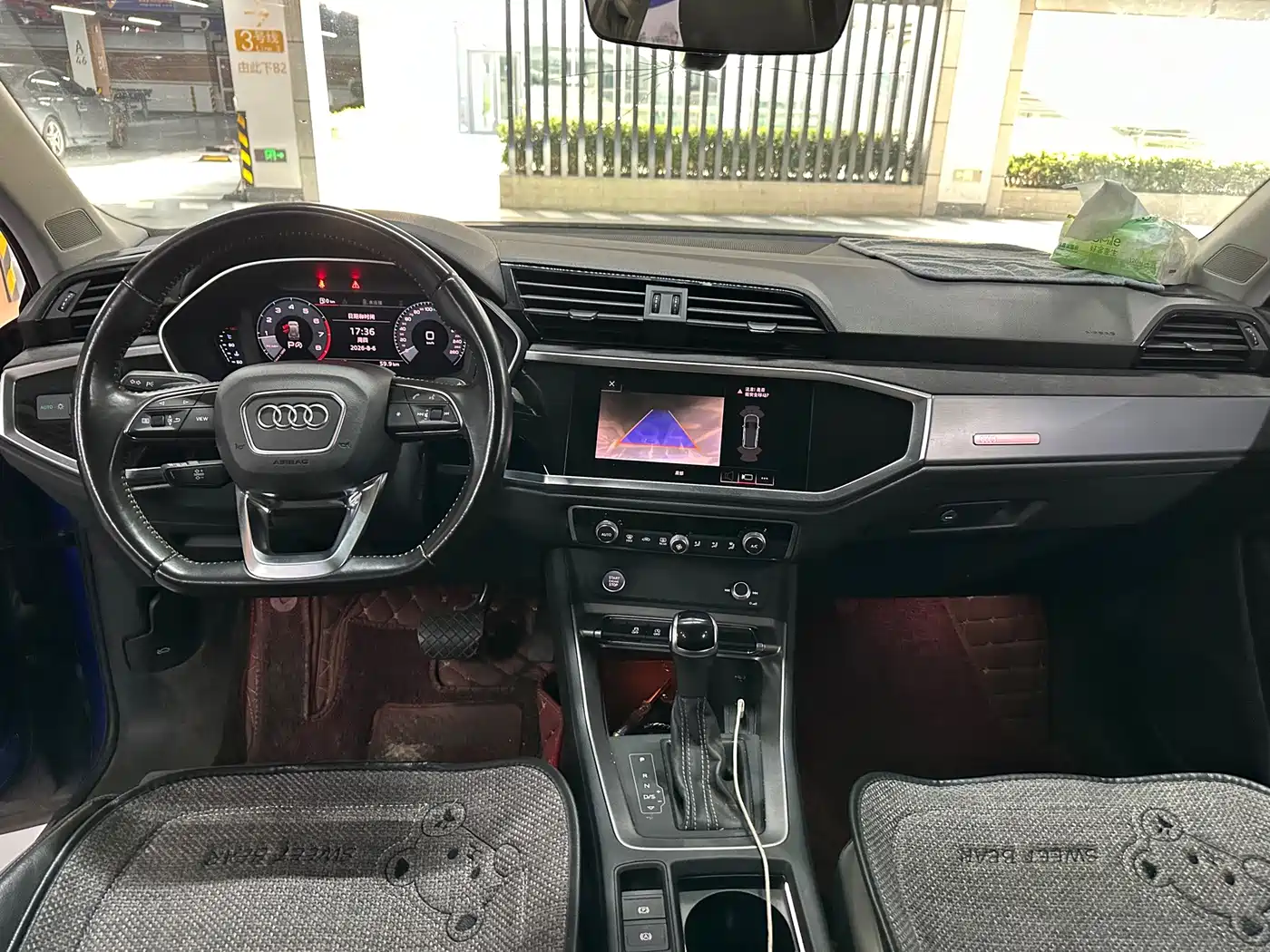 Photo 10 - Audi Q3