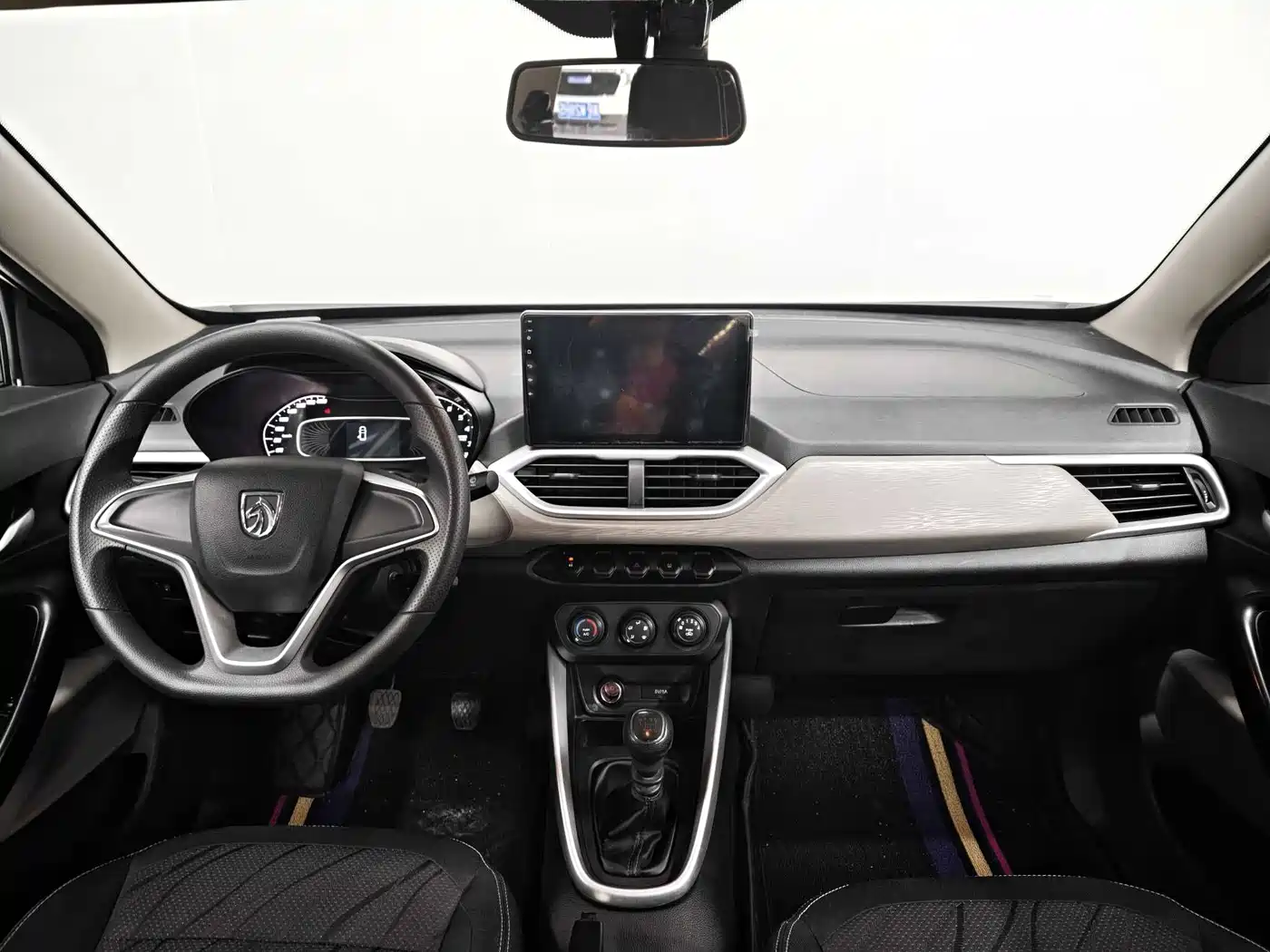 Baojun 510 2021 2021 1.5L Manual Dynamic Edition