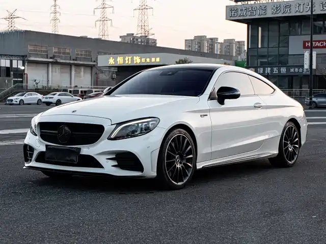 MERCEDES-BENZ C CLASS AMG