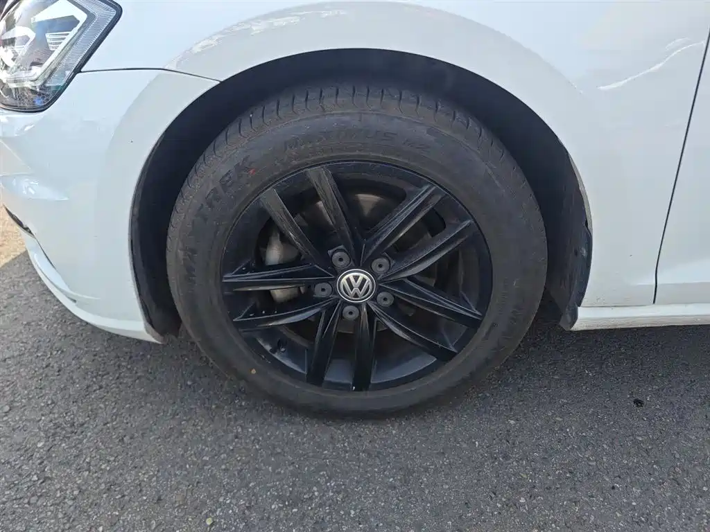 Volkswagen Golf 2018 230TSI Automatic Comfort фото 25