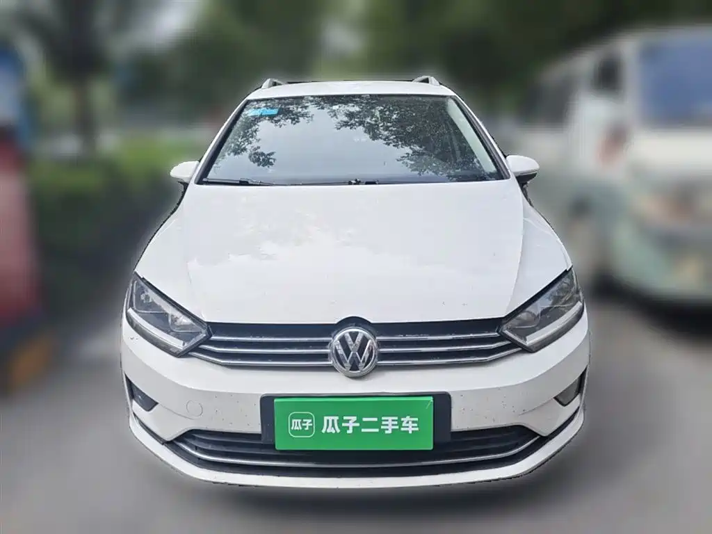 Volkswagen Golf Sportsvan 2016 1.6L Automatic Comfort фото 24