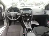 Фото 10 - Ford Focus