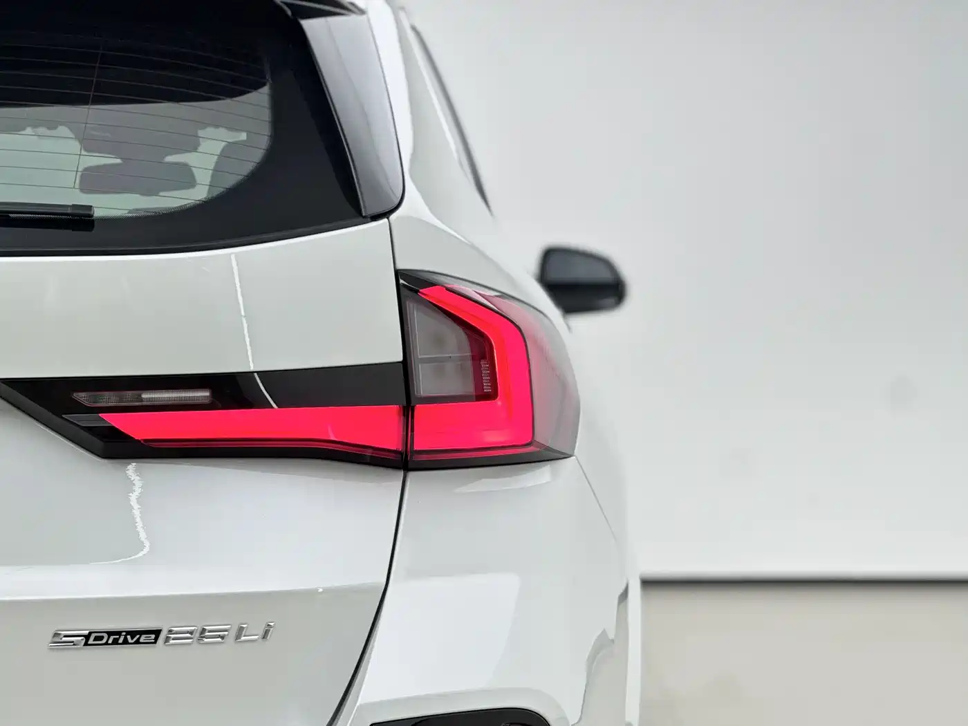 BMW X1 2024 sDrive25Li M Sport Package фото 16