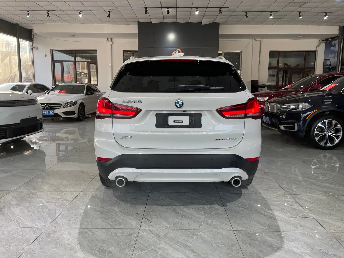 BMW X1 2021 sDrive25Li Leading фото 8