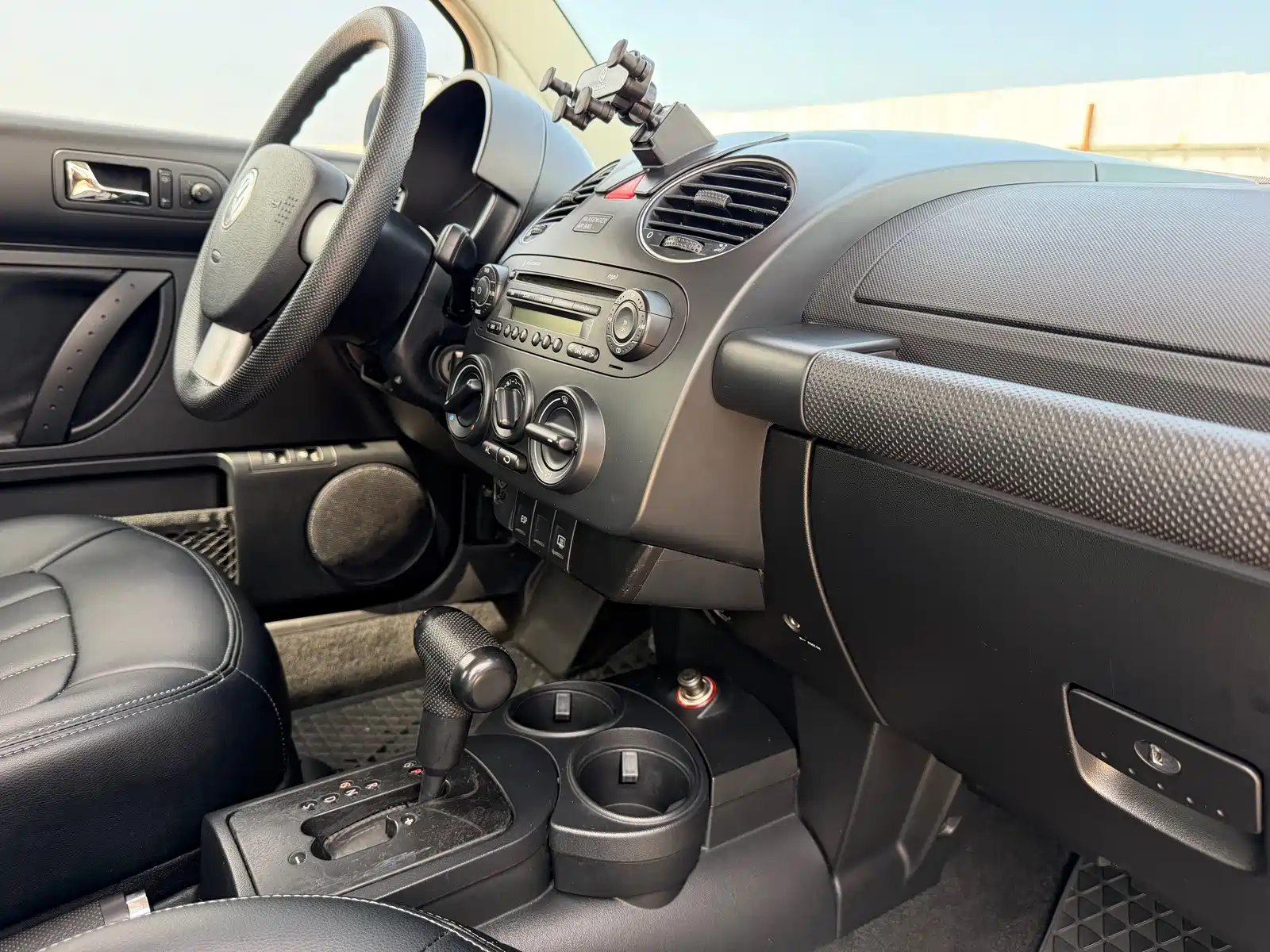 Photo 14 - Volkswagen Beetle